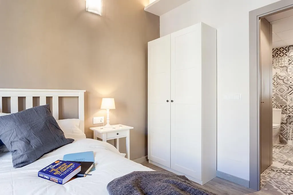 ז'ירונה Luxury Apartments Bona