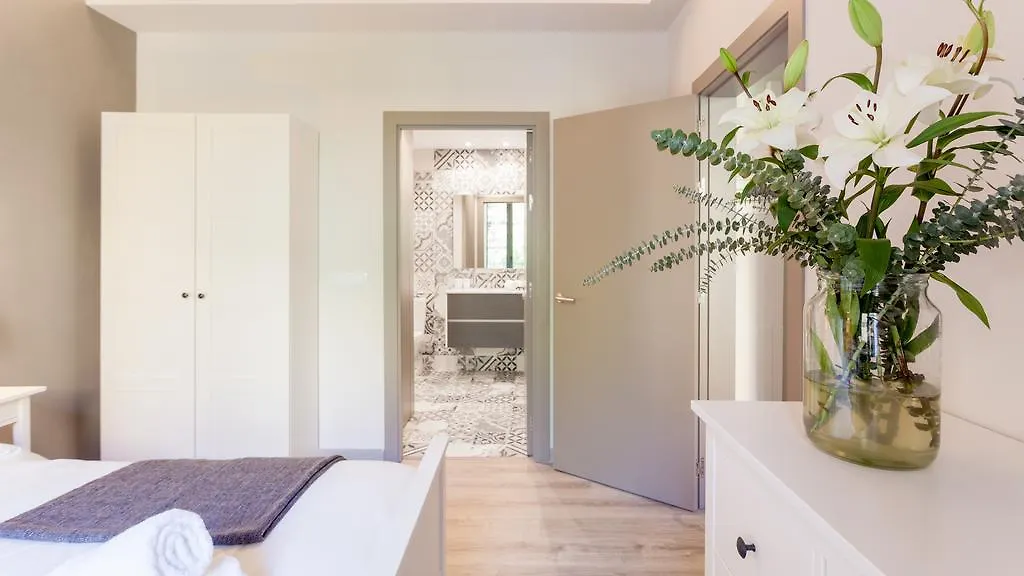 ז'ירונה Luxury Apartments Bona